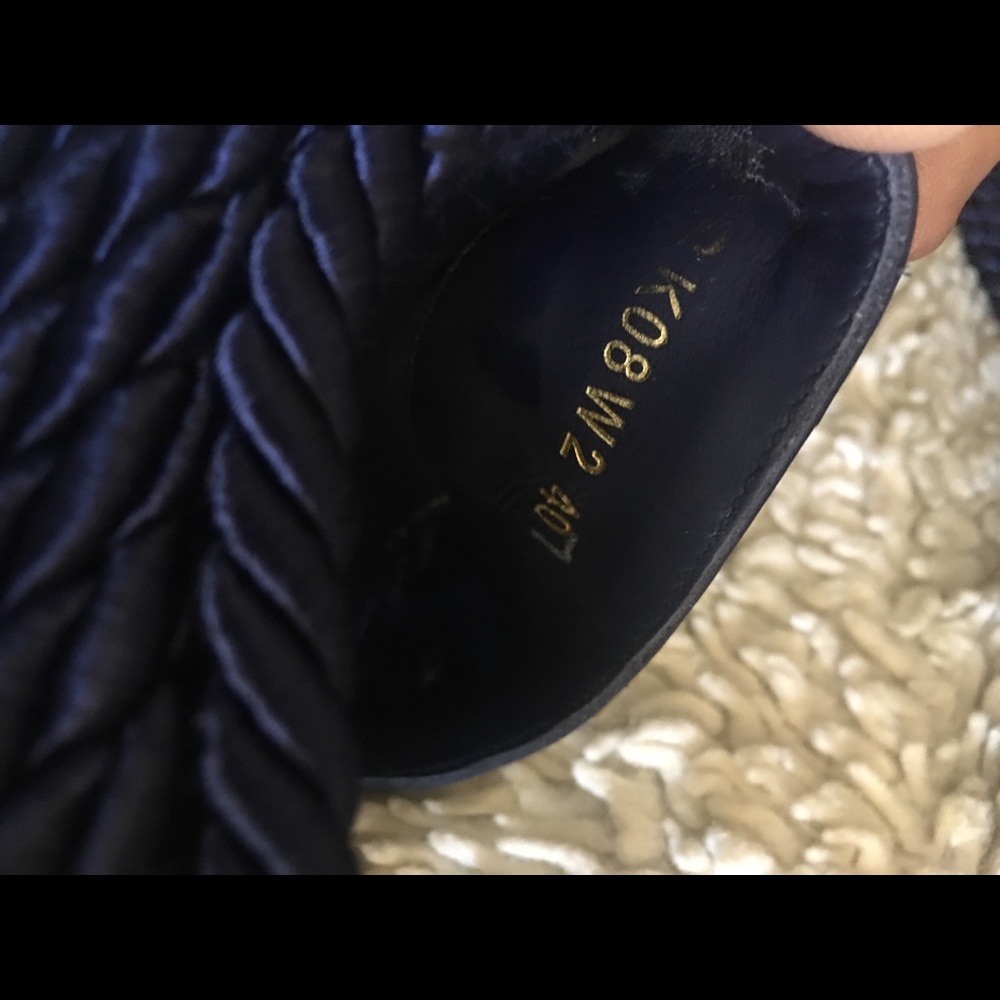 Valentino - Picture 12 of 16